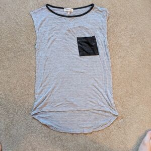 Gray and Black Women's Top
